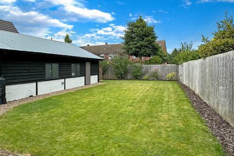 4 bedroom detached bungalow for sale, High Street, Milton, Cambridge