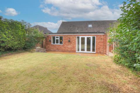 4 bedroom semi-detached bungalow for sale, Dumolos Lane, Glascote, Tamworth