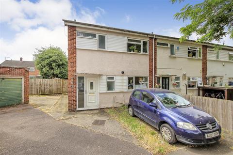 4 bedroom end of terrace house for sale, Chalfont Close, Cambridge