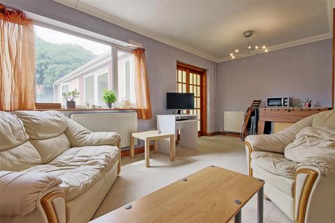 8 Chalfont Close, Cambridge, CB1 9NA