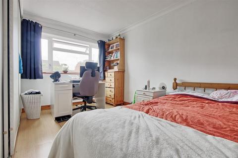8 Chalfont Close, Cambridge, CB1 9NA