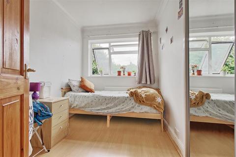 8 Chalfont Close, Cambridge, CB1 9NA
