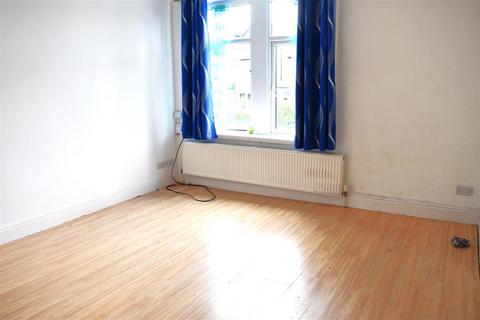 2 bedroom duplex to rent, Kings Road, Harrogate