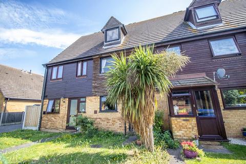 6 Midsummer Meadow, Shoeburyness, Southend-on-sea, SS3 8UX