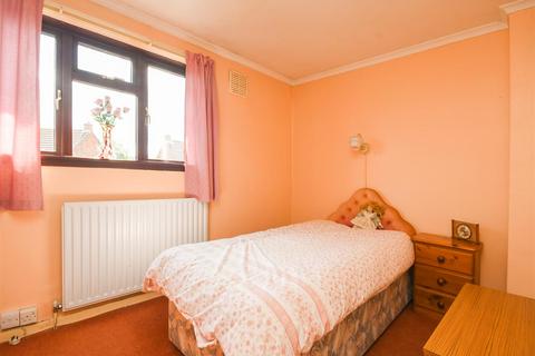 19 Jenks Road, Wombourne, Wolverhampton, WV5 0BJ