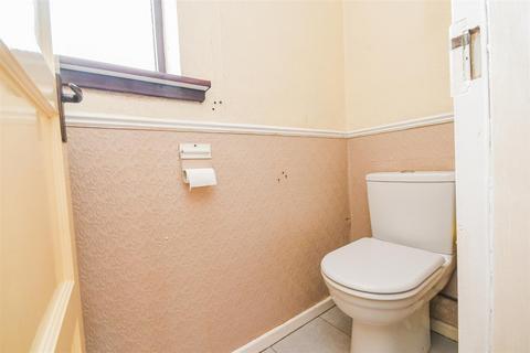 19 Jenks Road, Wombourne, Wolverhampton, WV5 0BJ