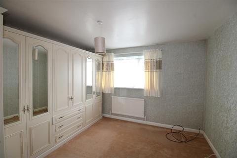 2 bedroom end of terrace house for sale, Tweed Grove, Lemington, Newcastle Upon Tyne