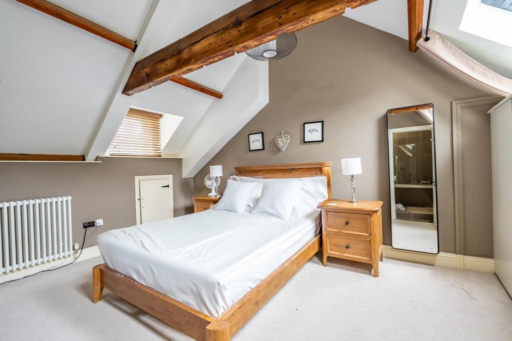 Bedroom (1 of 1).jpg