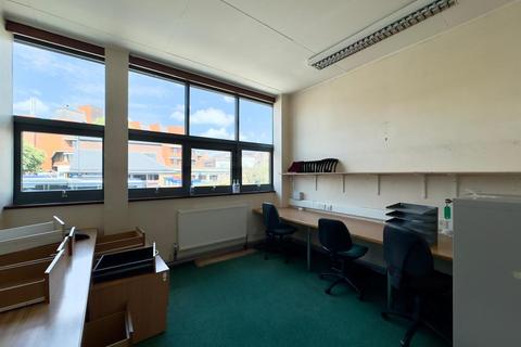 Office to rent, Tontine Road off Markham Road, Chesterfield