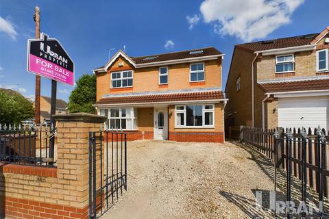 5 bedroom detached house for sale, Blackhall Close, Kingswood