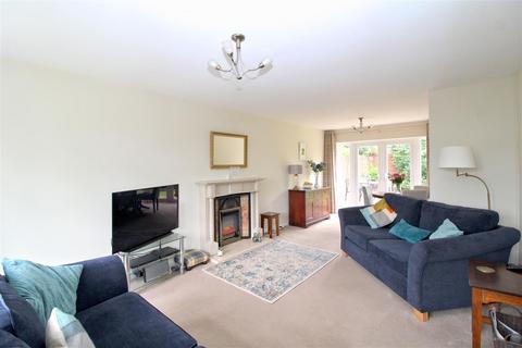 3 bedroom detached house for sale, Surrey Road, Seaford