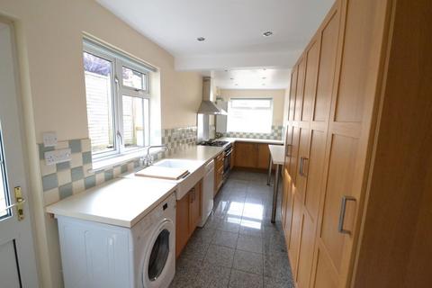 2 bedroom house to rent, Slade Road, Portishead