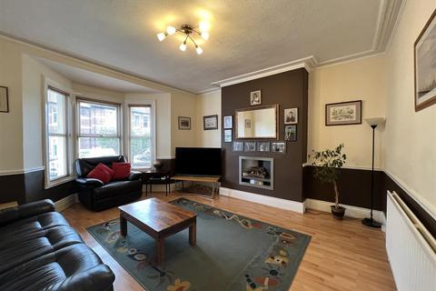 4 bedroom terraced house for sale, Beech Grove, Newcastle Upon Tyne