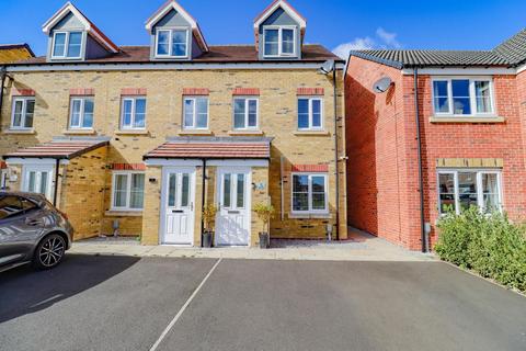 3 bedroom semi-detached house for sale, Barnett Road, Norton Gardens (Off Junction Road), Stockton-On-Tees, TS20 1FH