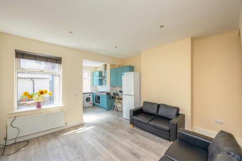 4 bedroom terraced house for sale, Junction Road, Hunters Bar, Sheffield