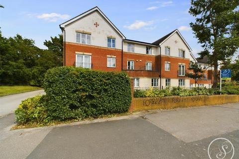 2 bedroom flat for sale, Victoria Court, Leeds