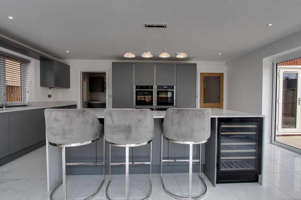 Kitchen/Dining/Sun Room