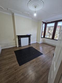 3 bedroom end of terrace house for sale, 3 Bedroom with 2 Reception Faircross Avenue £470000, London IG11