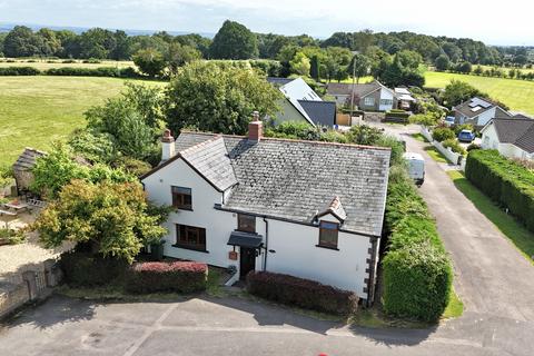 4 bedroom detached house for sale, Meadow Close, Viney Hill, Lydney, GL15 4NX