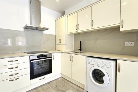 1 bedroom flat to rent, 24 South End, Croydon CR0