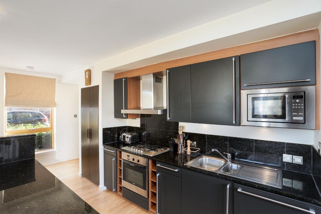 Apartment in Edinburgh - View 2