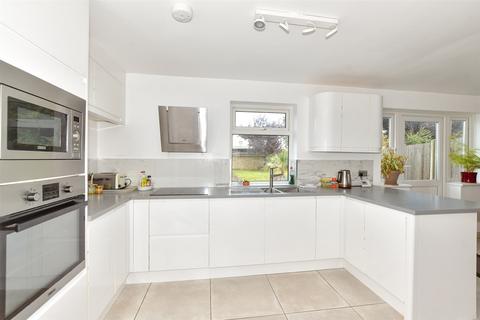 4 bedroom terraced house for sale, Curzon Close, Walmer, Deal, Kent