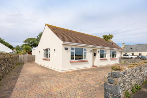 4 bedroom detached house for sale, La Garenne, Vale, Guernsey