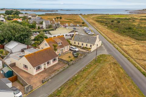 4 bedroom detached house for sale, La Garenne, Vale, Guernsey