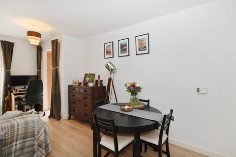 30, Eddington Court, 1 Silvertown Square, London, E16 1GW