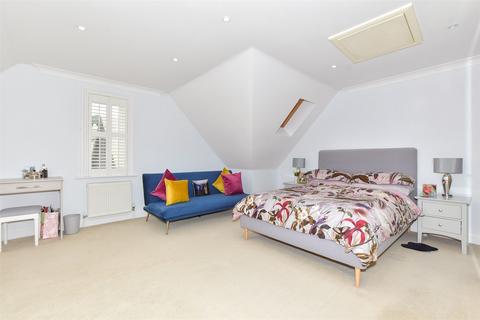 2 bedroom end of terrace house for sale, Chapel Street, Hythe, Kent