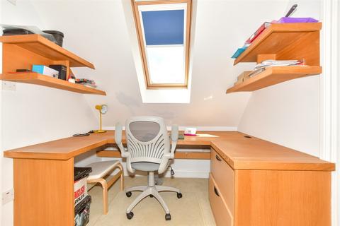 2 bedroom end of terrace house for sale, Chapel Street, Hythe, Kent