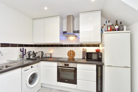 2 bedroom apartment for sale, Valetta Way, Rochester, Kent