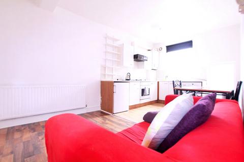 1 bedroom apartment to rent, Settles Street, London, E1