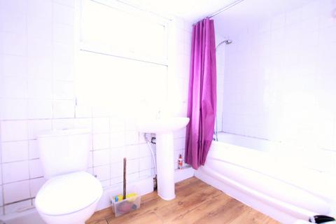 1 bedroom apartment to rent, Settles Street, London, E1