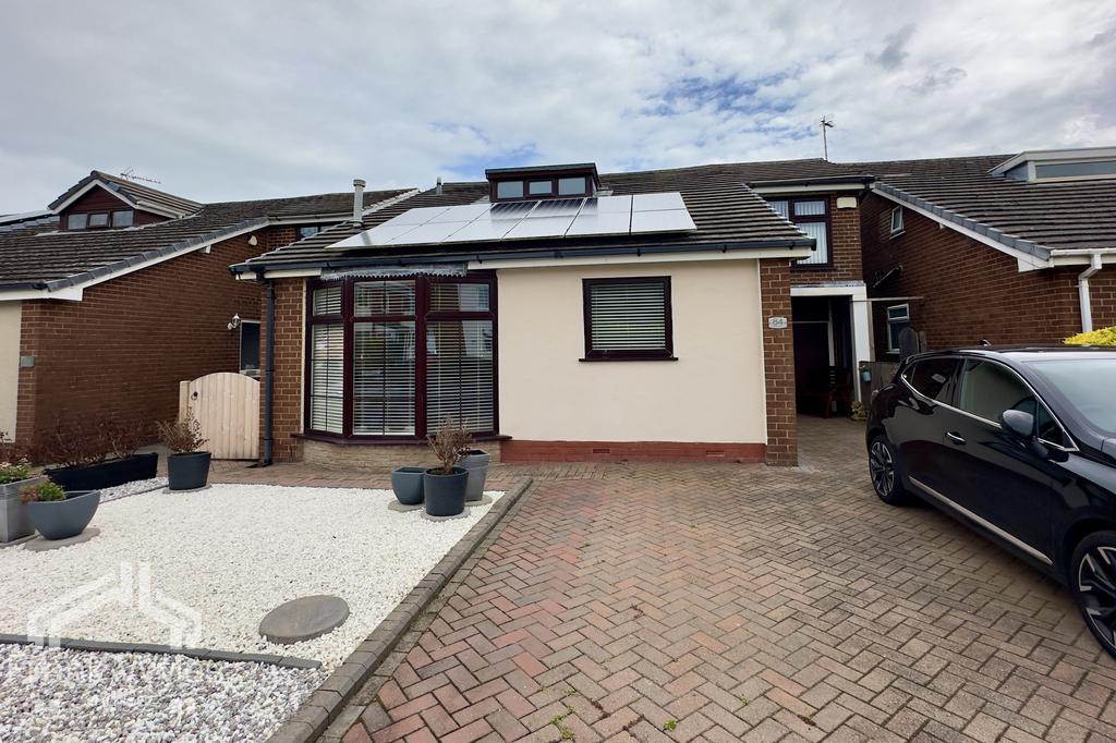 South Park, Lytham, Lancashire 4 bed detached bungalow for sale £350,000