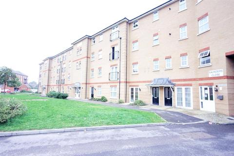 2 bedroom apartment to rent, Saunders Close, London, IG1