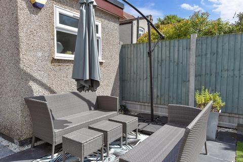 21 Morley Road, Romford, RM6 6UX