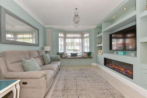 21 Morley Road, Romford, RM6 6UX