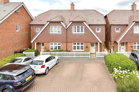 3 bedroom semi-detached house for sale, Heasman Close, Marden, Kent