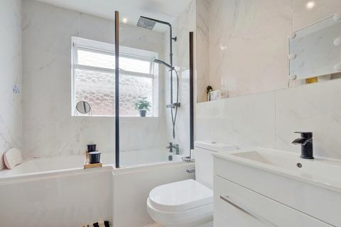 20 Victoria Drive, Great Wakering, Southend-on-sea, SS3 0AT