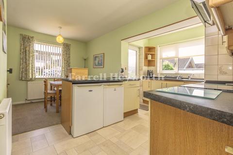 3 bedroom bungalow for sale, Langdale Road, Leyland PR25