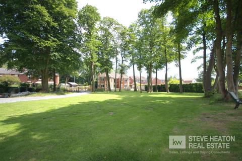 5 bedroom detached house for sale, Garstang Road, Preston, PR3