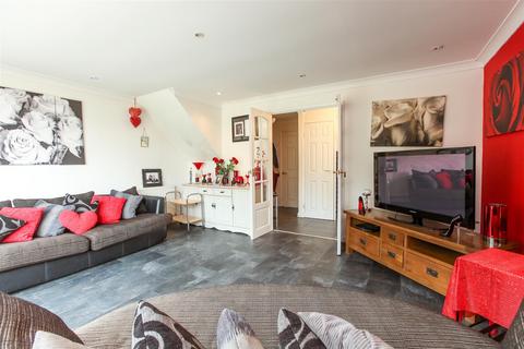 5 bedroom end of terrace house for sale, Downland Avenue, Peacehaven, East Sussex