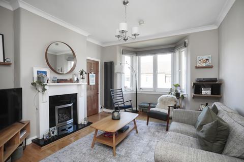 4 bedroom flat for sale, 31 Glendevon Terrace, Edinburgh, EH12 5UT