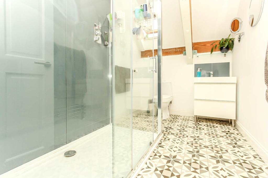 Ensuite Shower Room