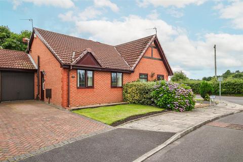 2 bedroom semi-detached bungalow for sale, Moor Close, Southport PR8