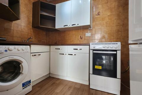 1 bedroom flat for sale, Belgrave Road, Ilford - CHAIN FREE!