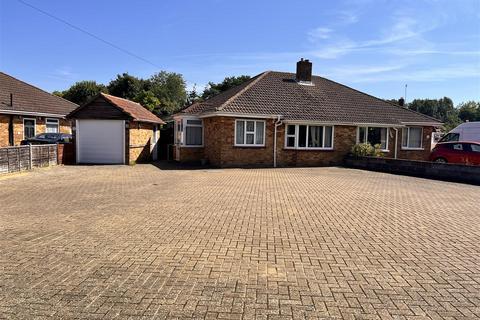 2 bedroom bungalow for sale, Cuckoo Lane, Fareham PO14