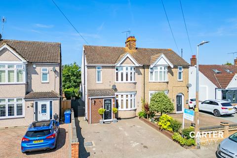 39 Blackshots Lane, Grays, RM16 2JT