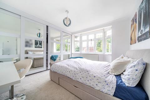 120 Swakeleys Road, Ickenham, Uxbridge, UB10 8BA